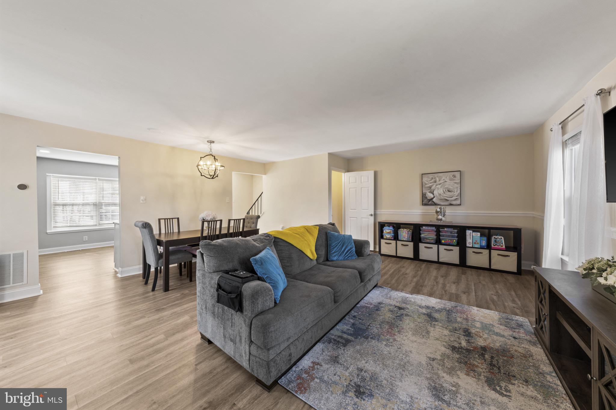 BURKE CENTRE - Residential