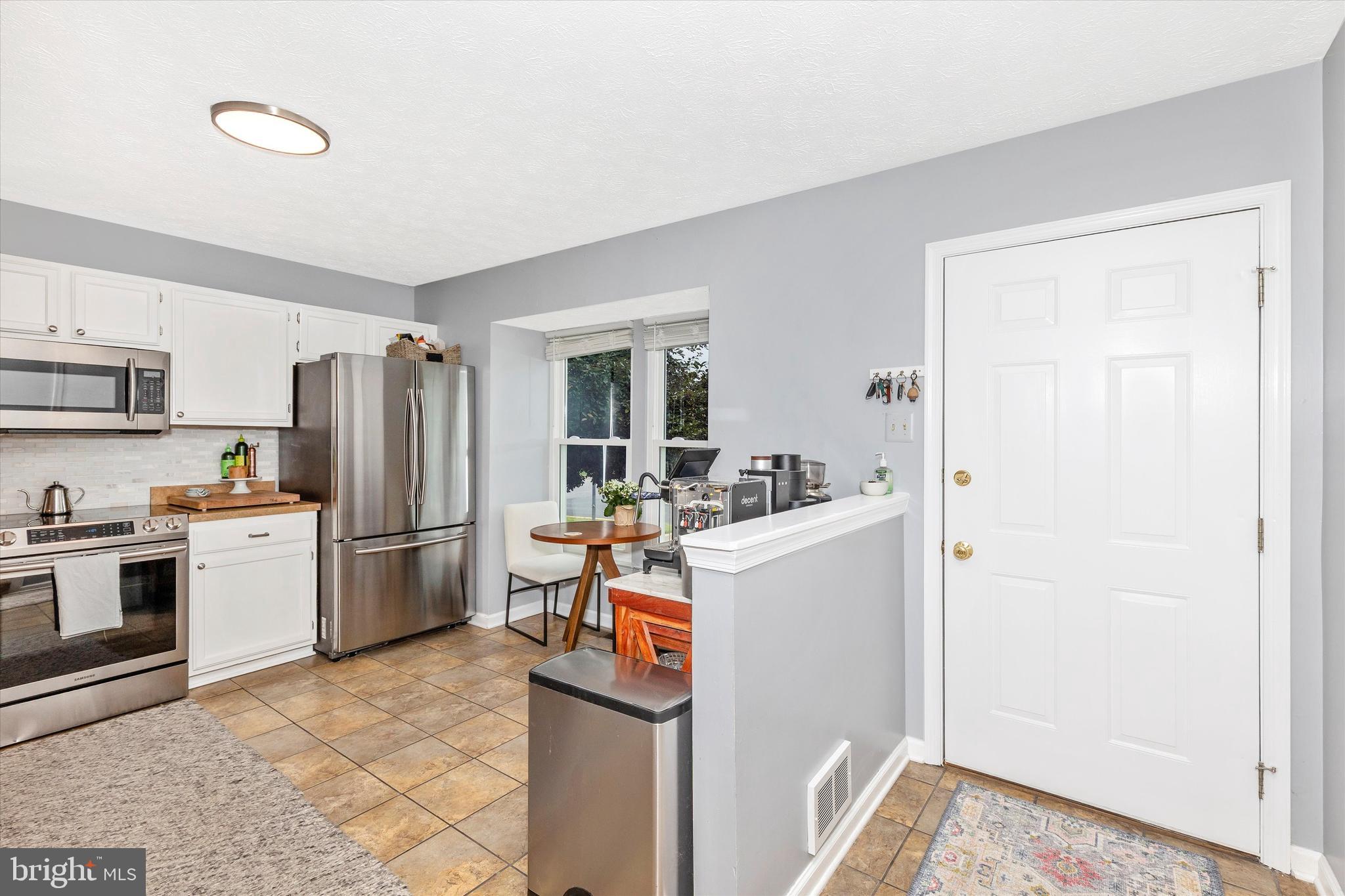 6796 WOOD DUCK COURT