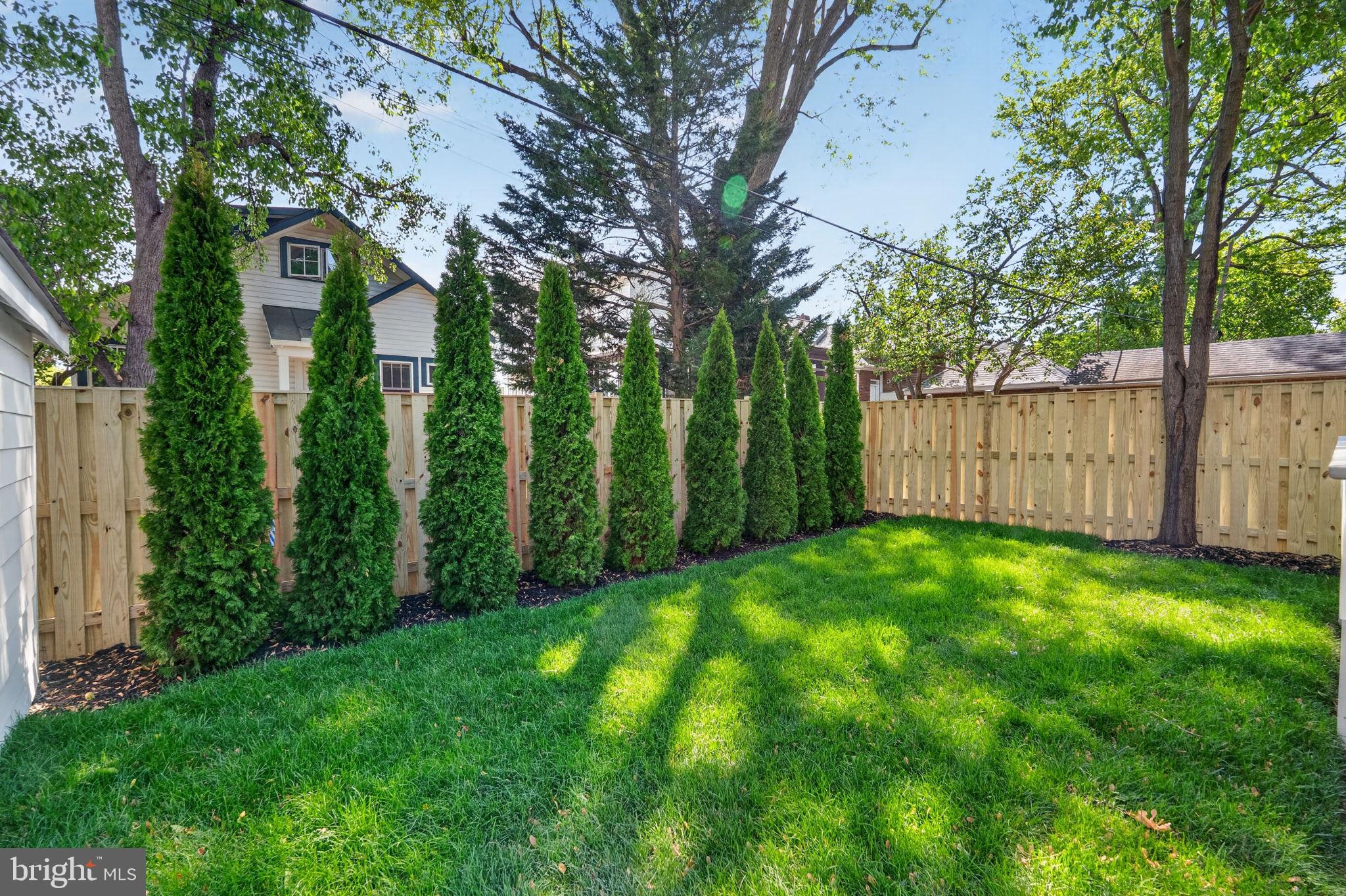 ROSEMONT - Residential