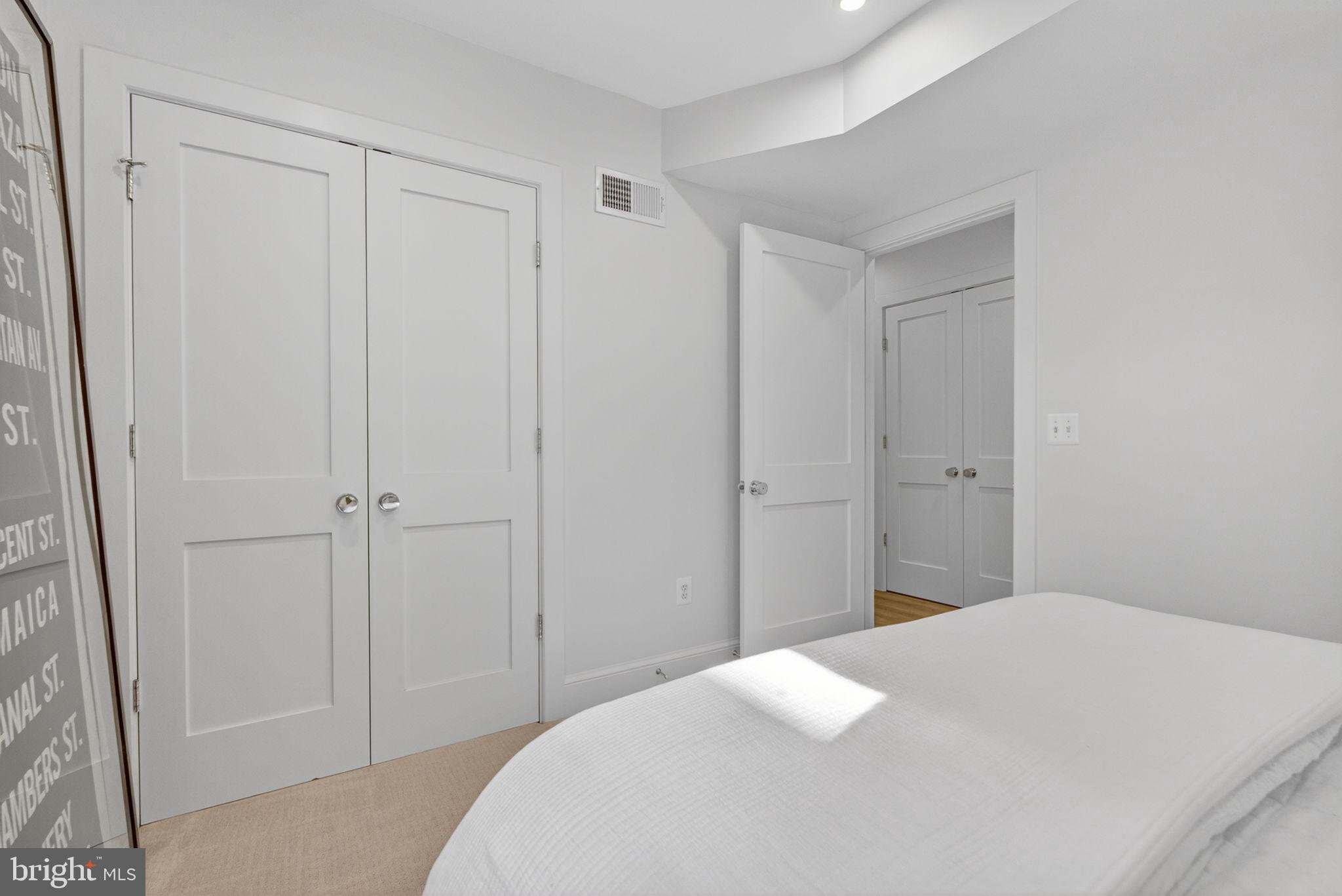 ROSEMONT - Residential