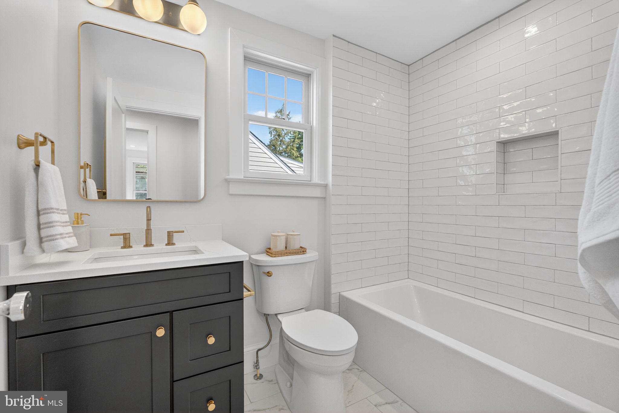 ROSEMONT - Residential