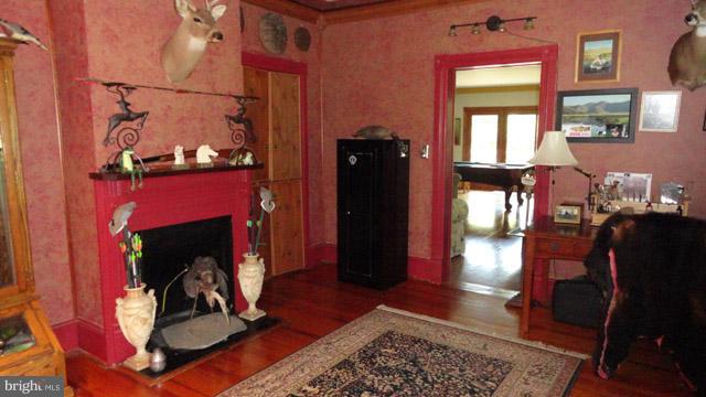 HEAD SPRINGS - Residential