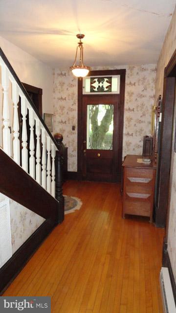 HEAD SPRINGS - Residential