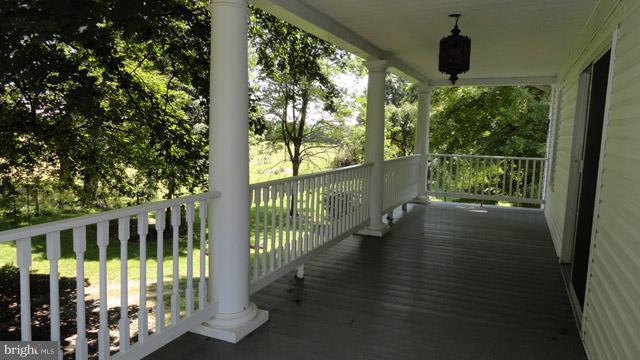 HEAD SPRINGS - Residential