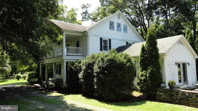 HEAD SPRINGS - Residential