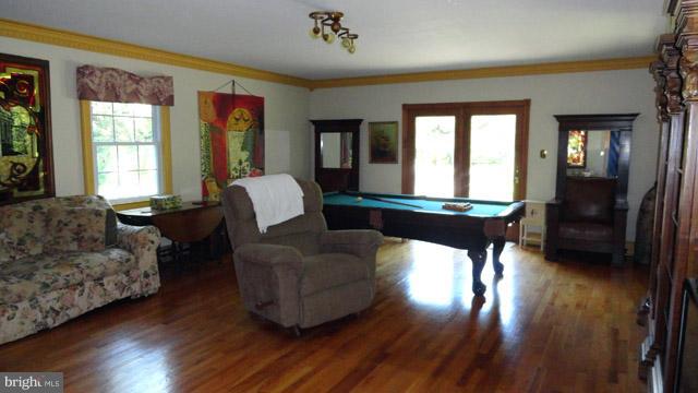 HEAD SPRINGS - Residential