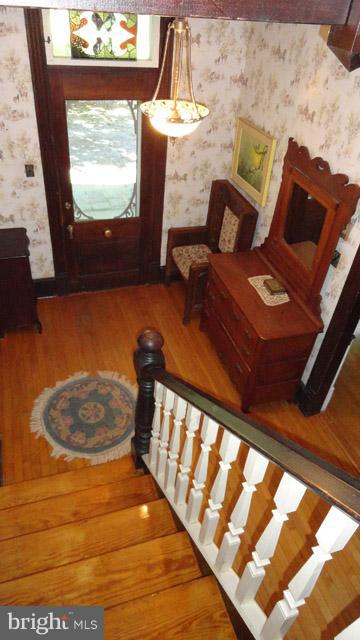 HEAD SPRINGS - Residential