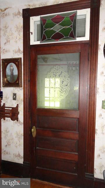 HEAD SPRINGS - Residential