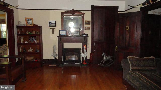 HEAD SPRINGS - Residential