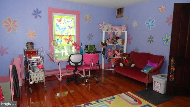 HEAD SPRINGS - Residential