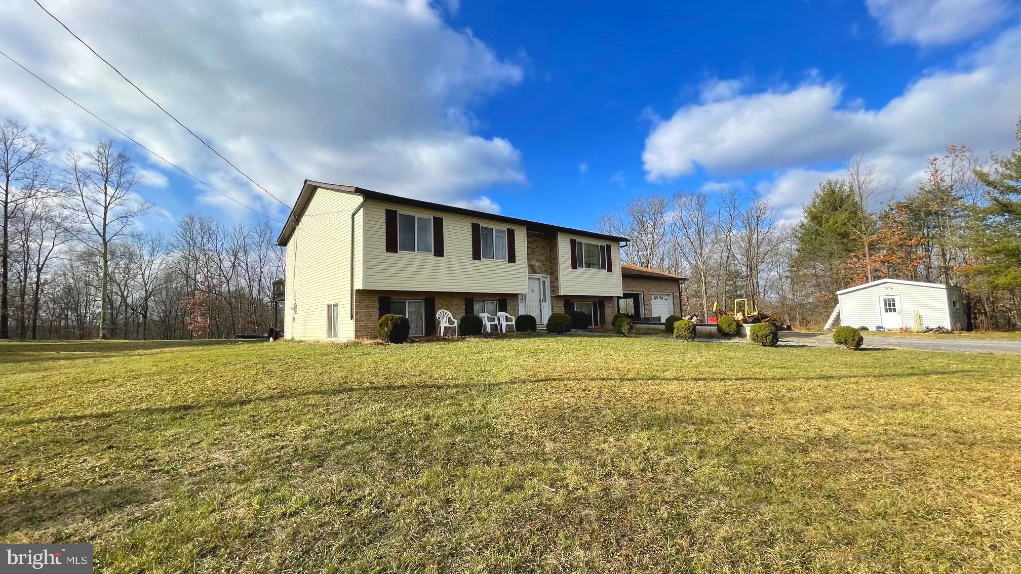 REBEL HILL - Residential