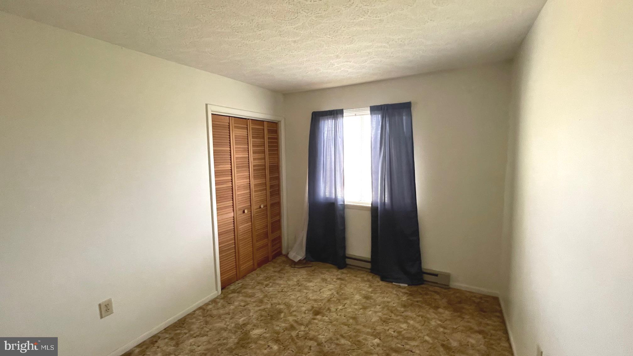 REBEL HILL - Residential