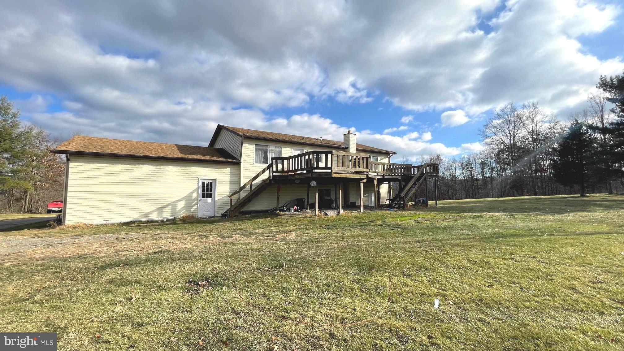 REBEL HILL - Residential