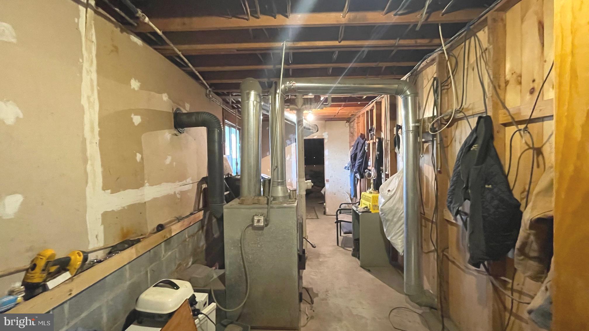 REBEL HILL - Residential