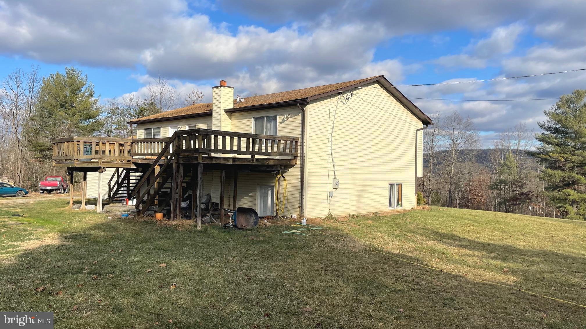 REBEL HILL - Residential