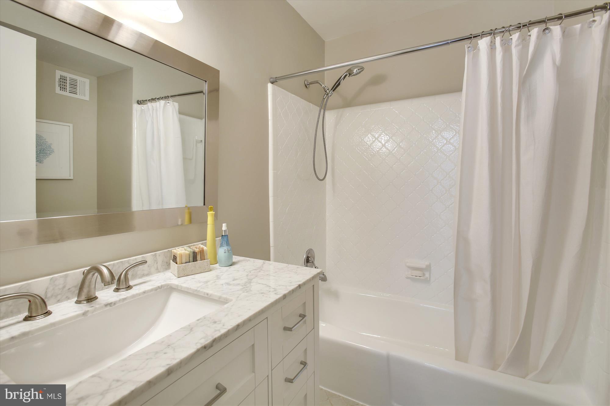 SYCAMORE HEIGHTS - Residential