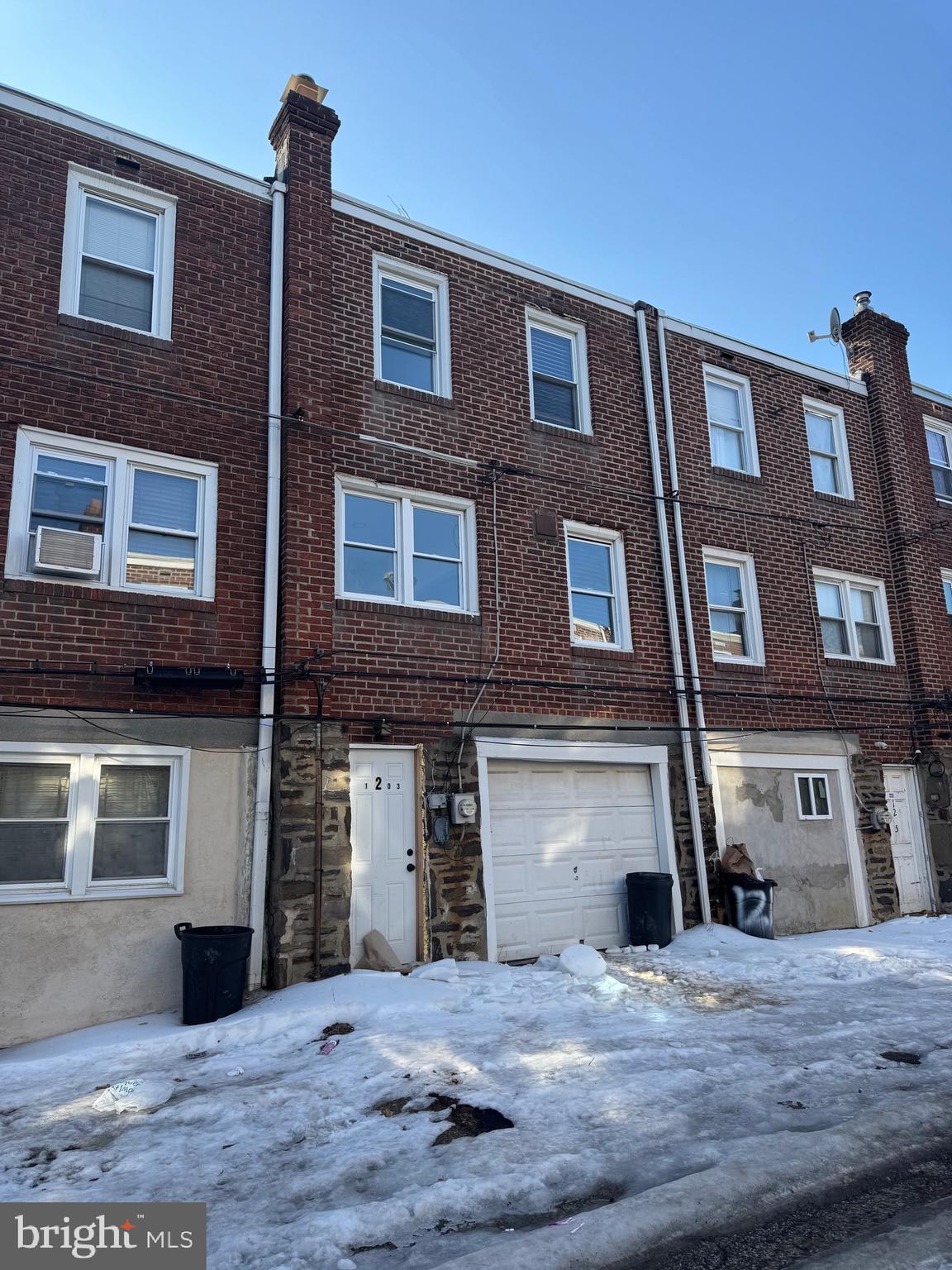 LANSDOWNE PARK - Residential