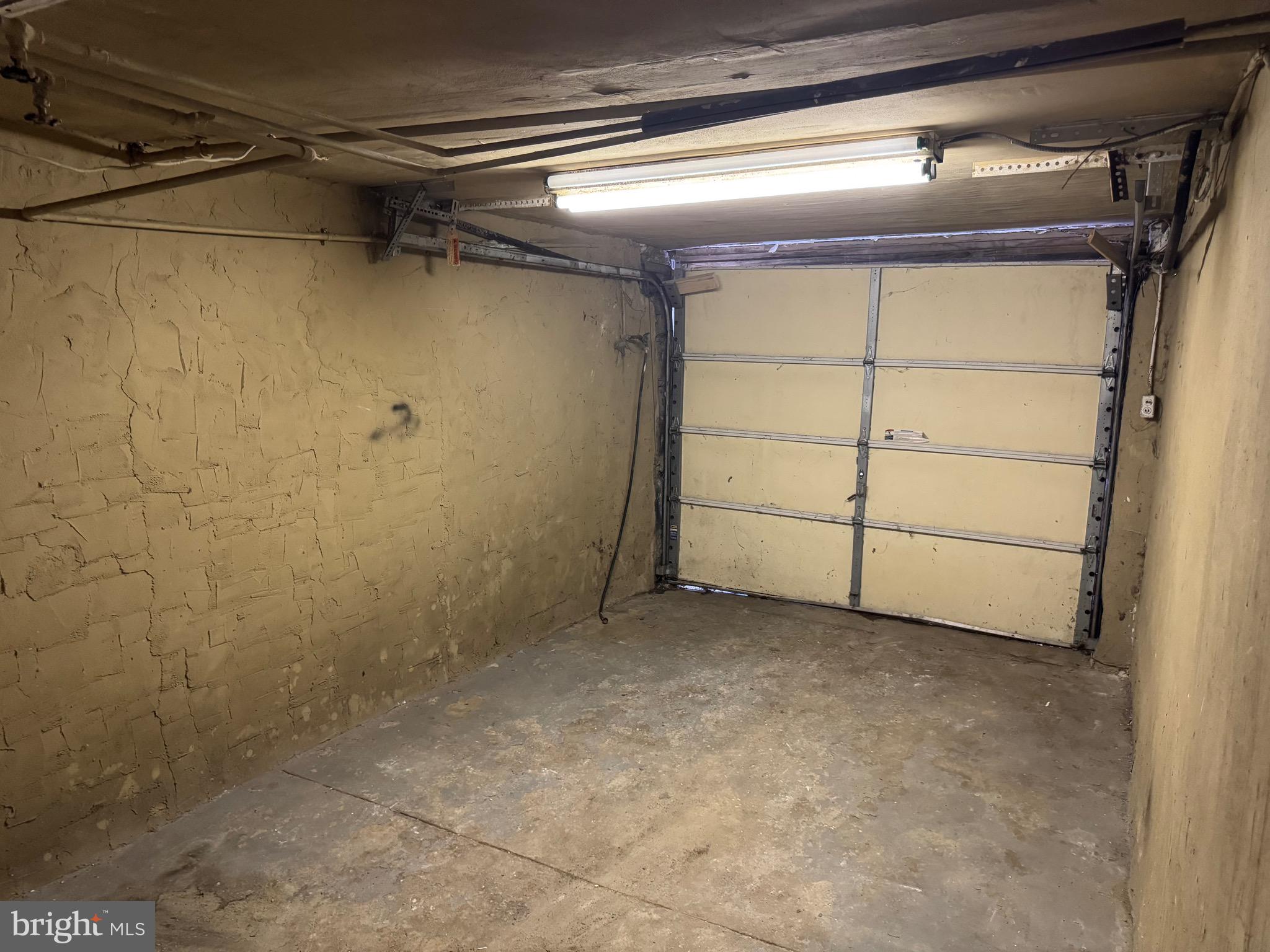 LANSDOWNE PARK - Residential