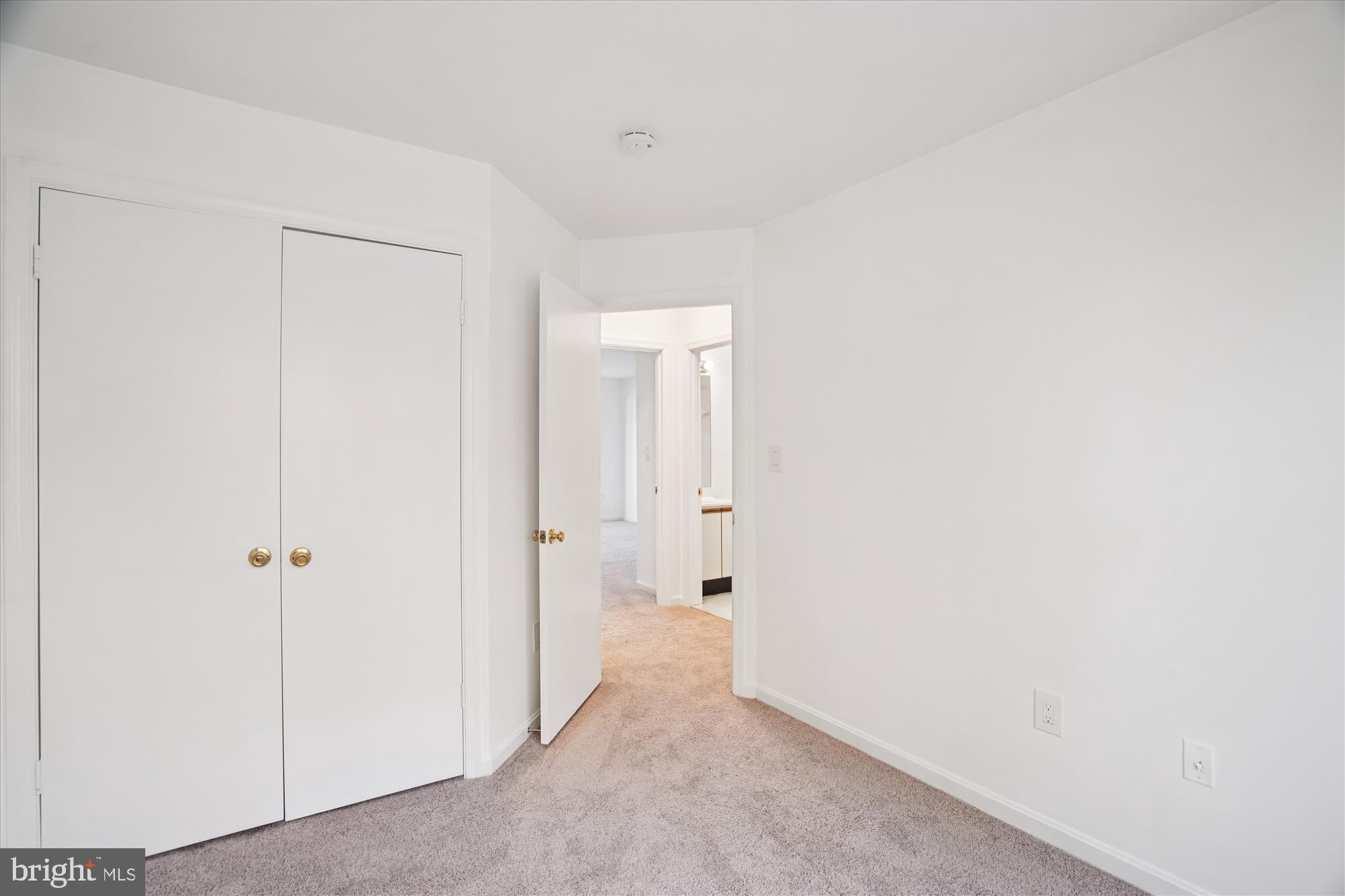 MARINERS LANDING - Residential