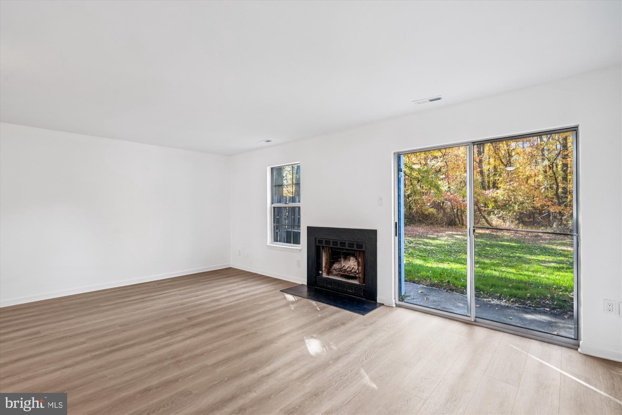 MARINERS LANDING - Residential