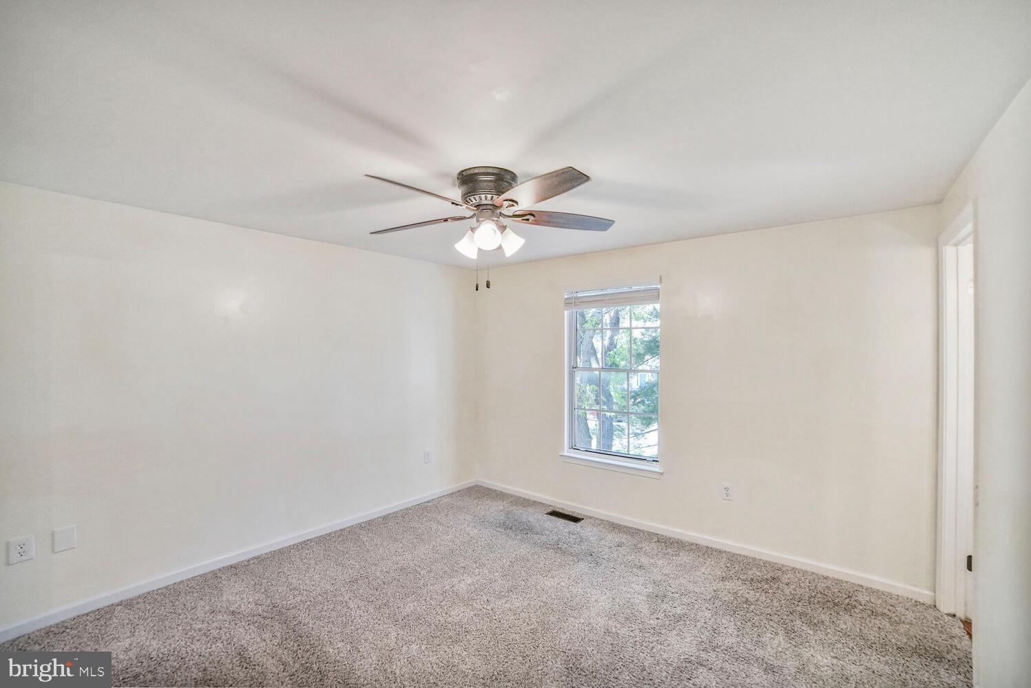 CHURCHILL TOWN SECTOR - Residential Lease