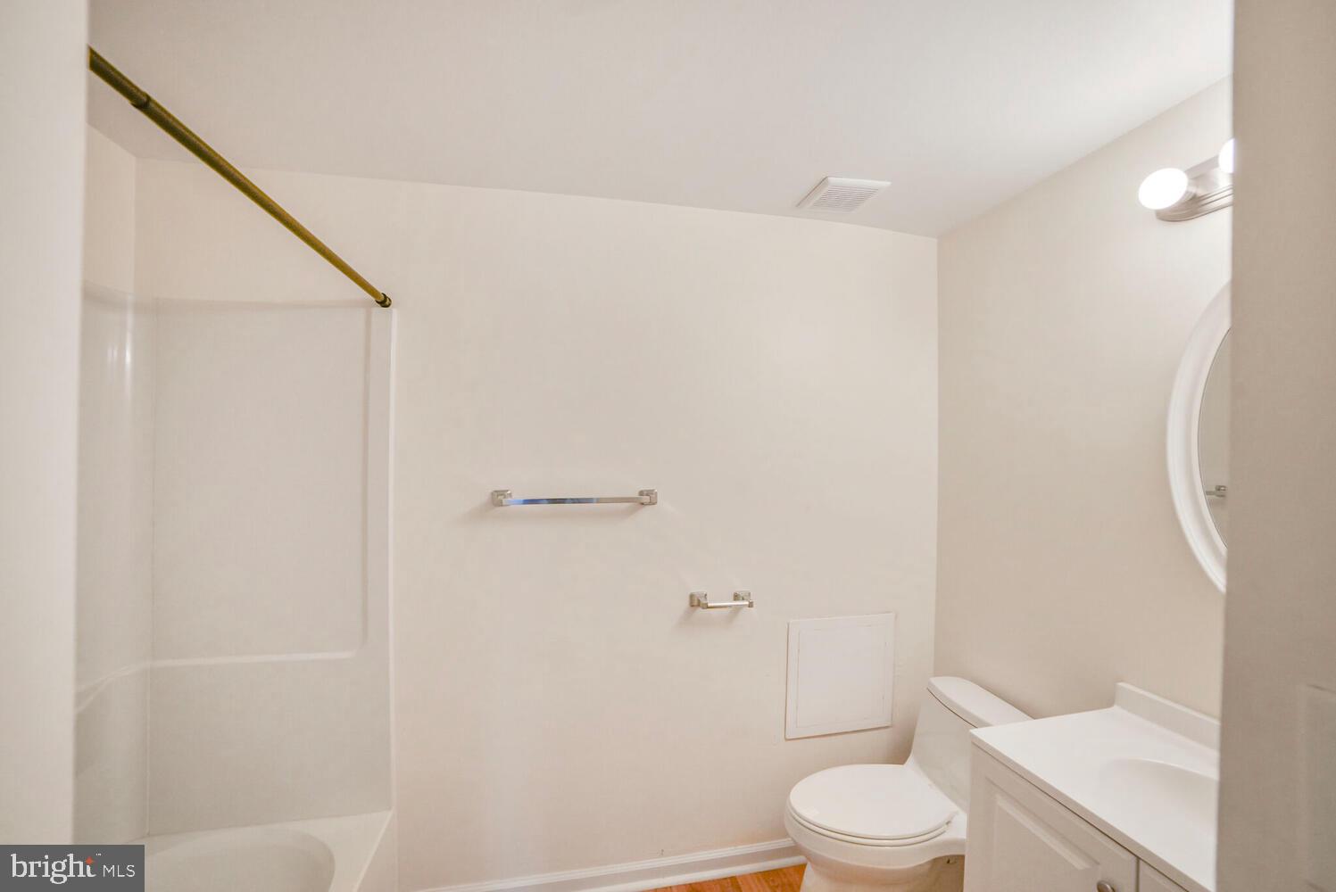 CHURCHILL TOWN SECTOR - Residential Lease