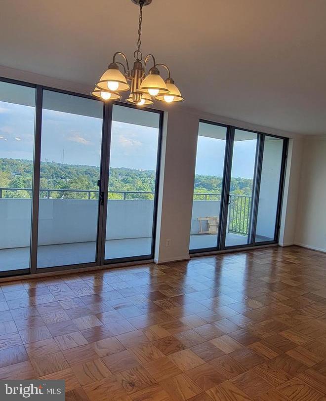 KENWOOD - Residential