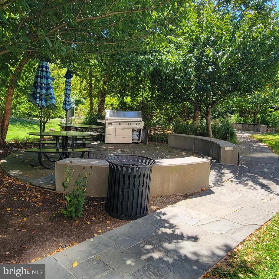 KENWOOD - Residential