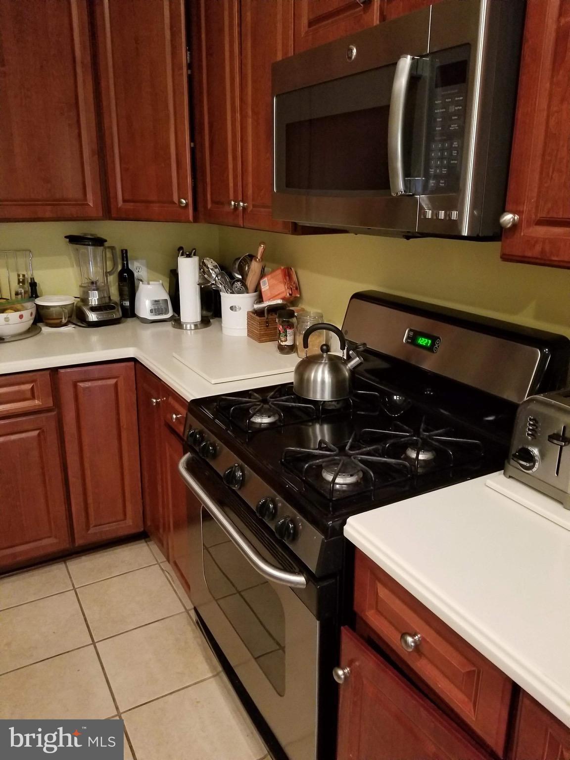 PRINCE WILLIAM COUNTY CENTER - Residential Lease