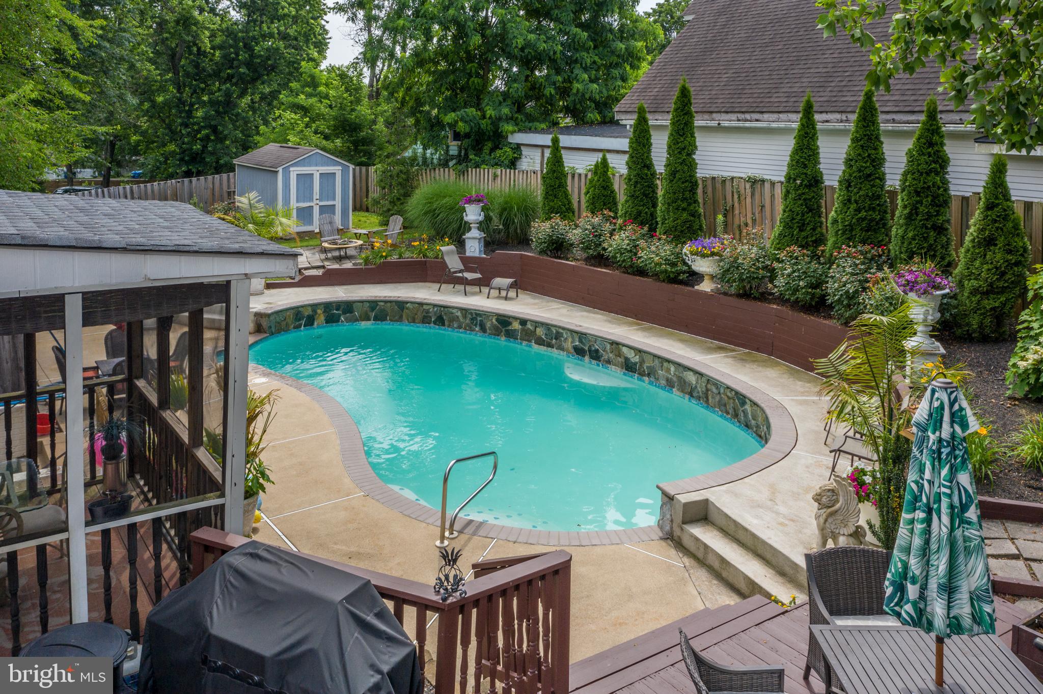 ASHTON DOWNS - Residential