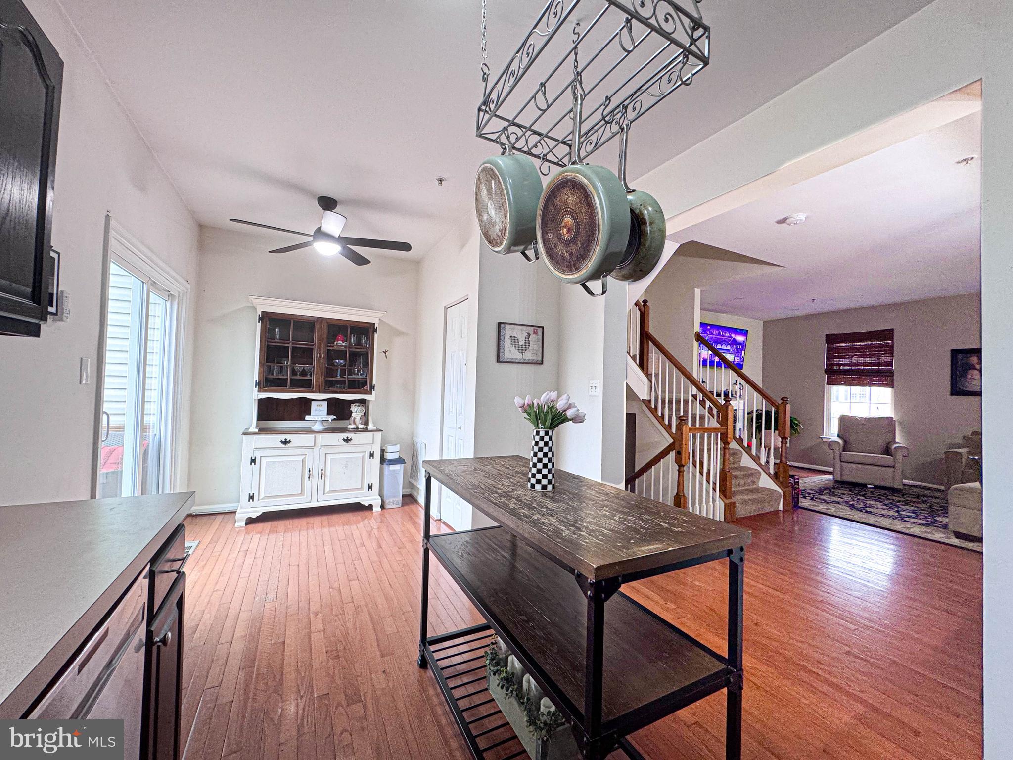 RIVER OAKS - Residential