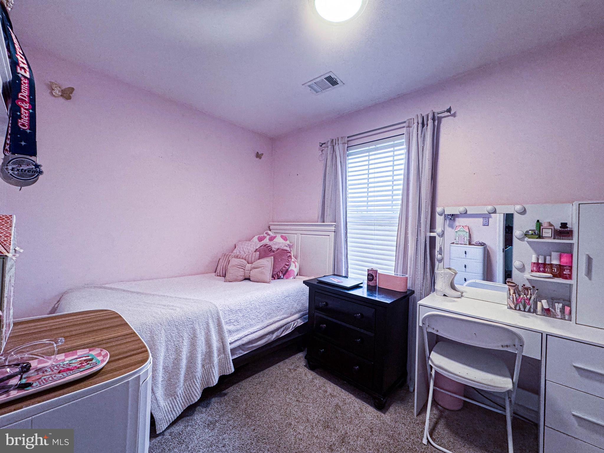 RIVER OAKS - Residential