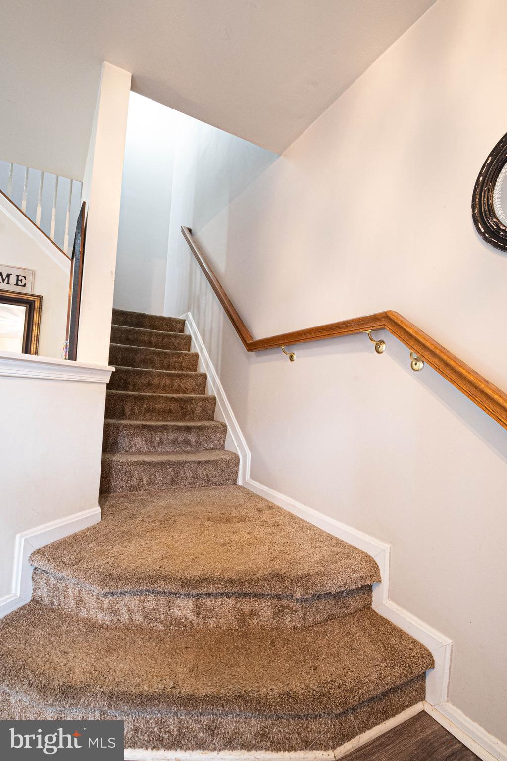 RIVER OAKS - Residential