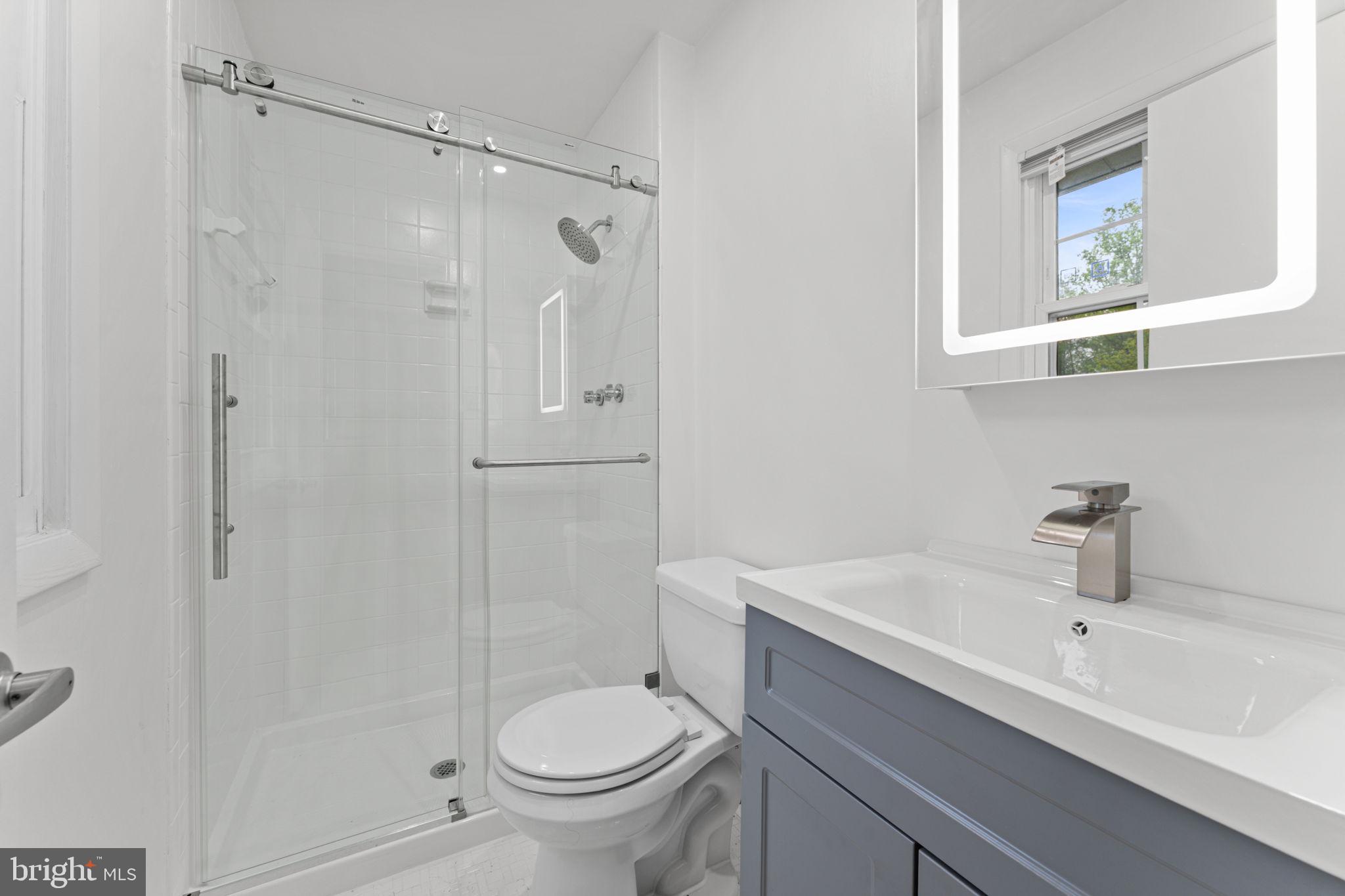 SUNNYSIDE - Residential