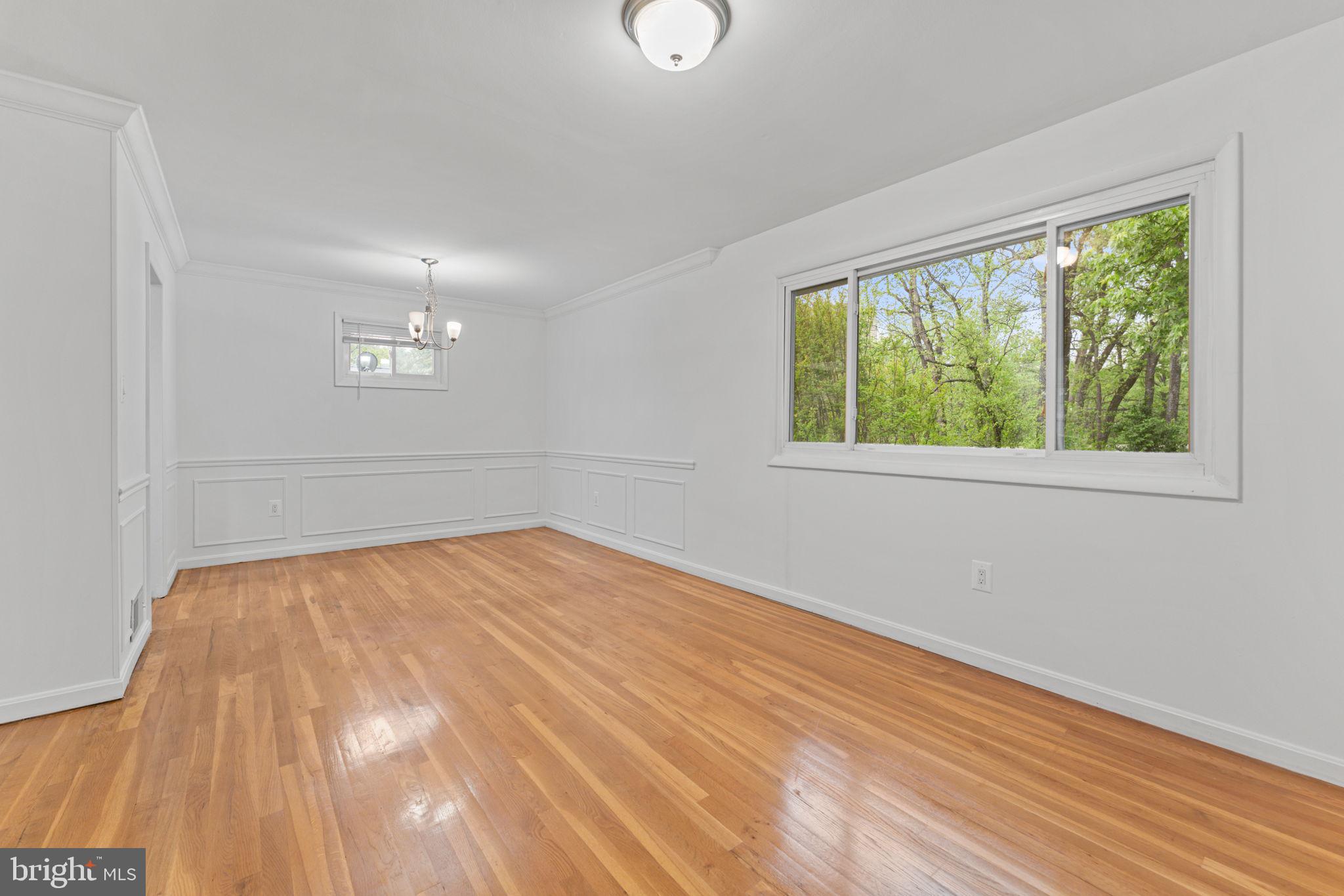 SUNNYSIDE - Residential