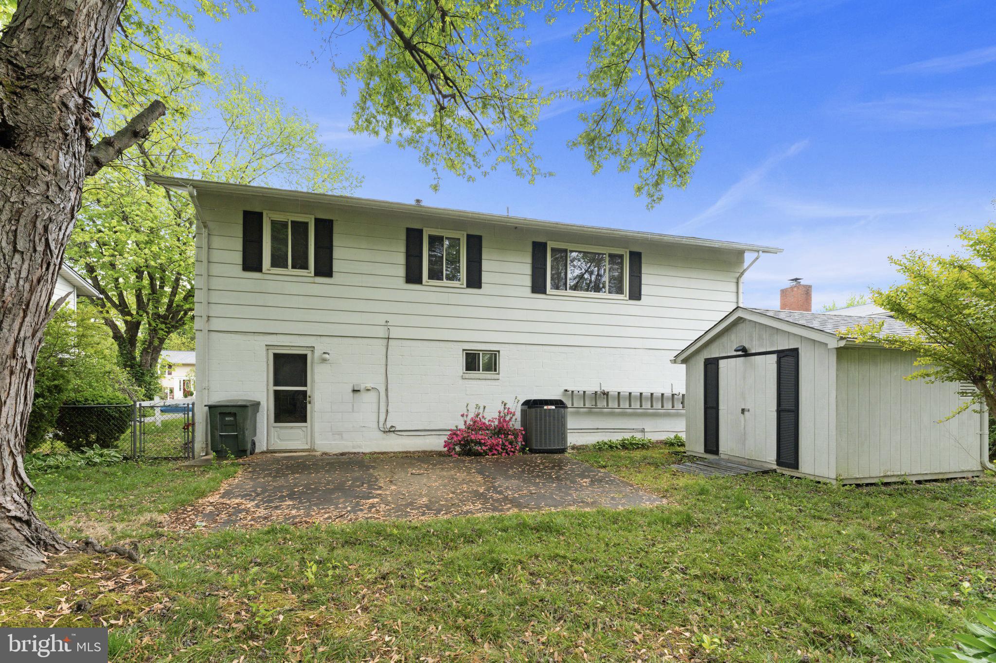 SUNNYSIDE - Residential