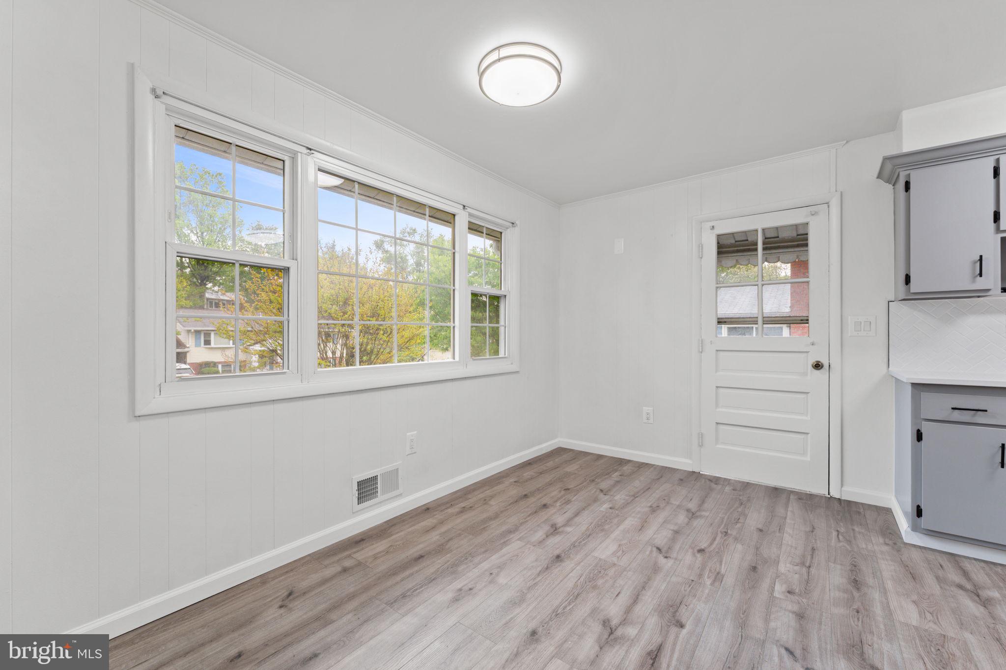 SUNNYSIDE - Residential