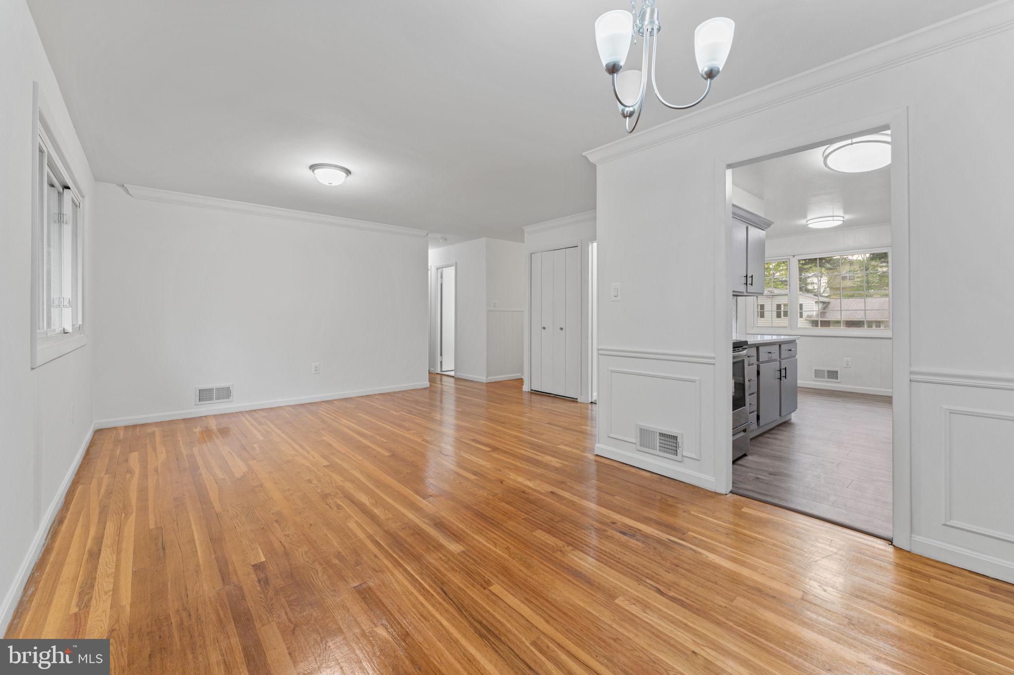 SUNNYSIDE - Residential