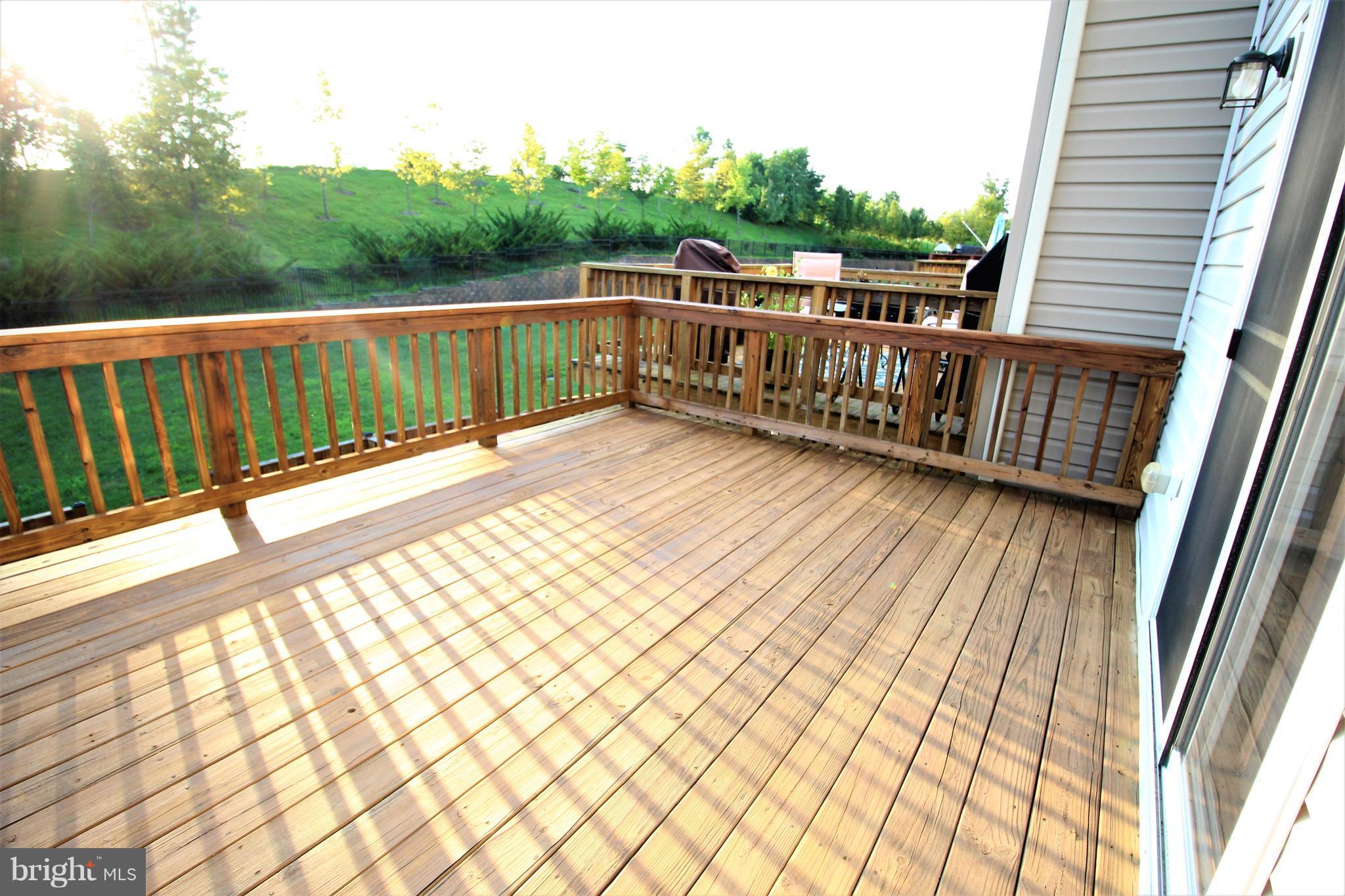 POWELLS RUN VILLAGE COND - Residential