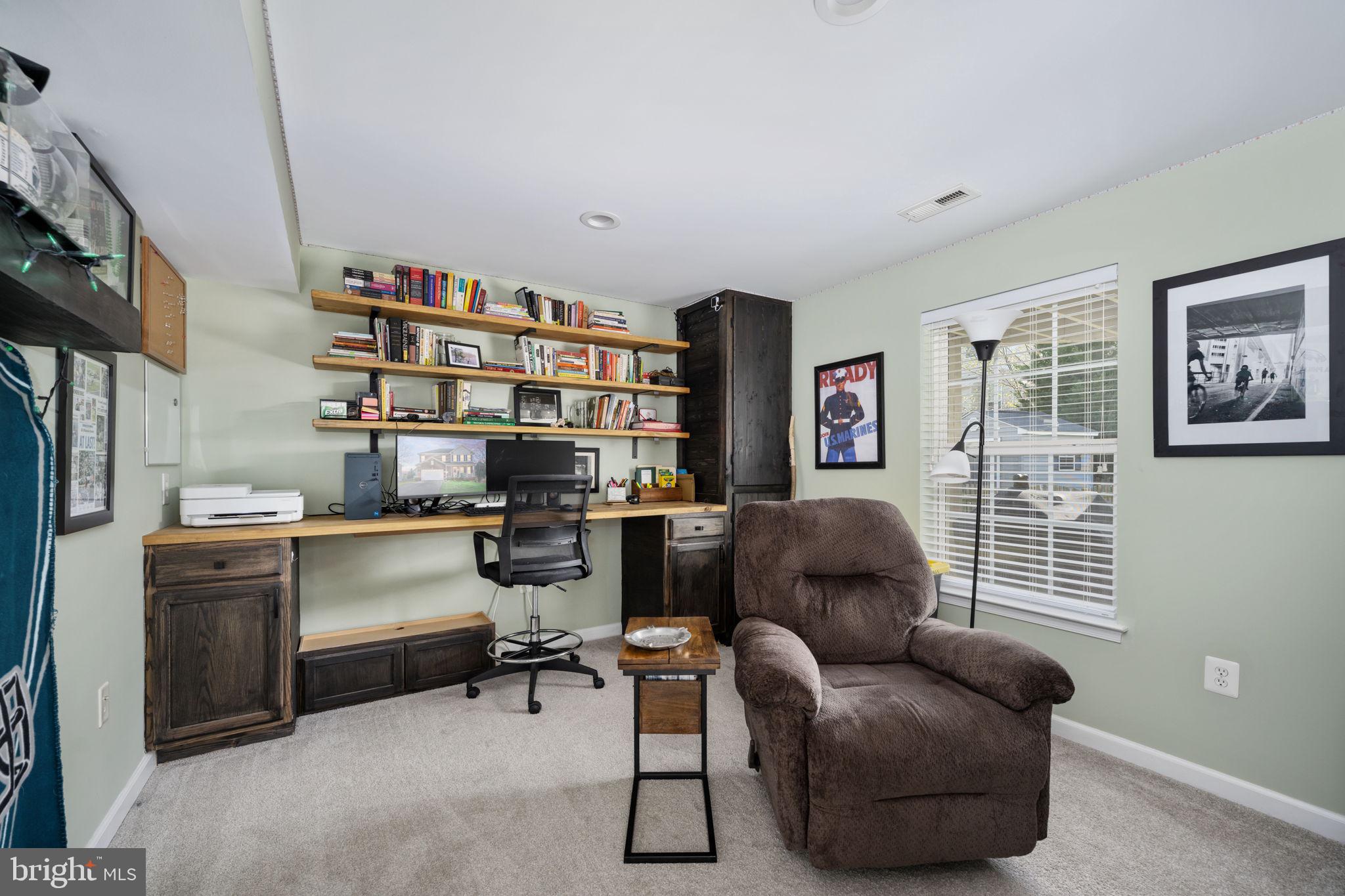 STAFFORD LAKES VILLAGE - Residential