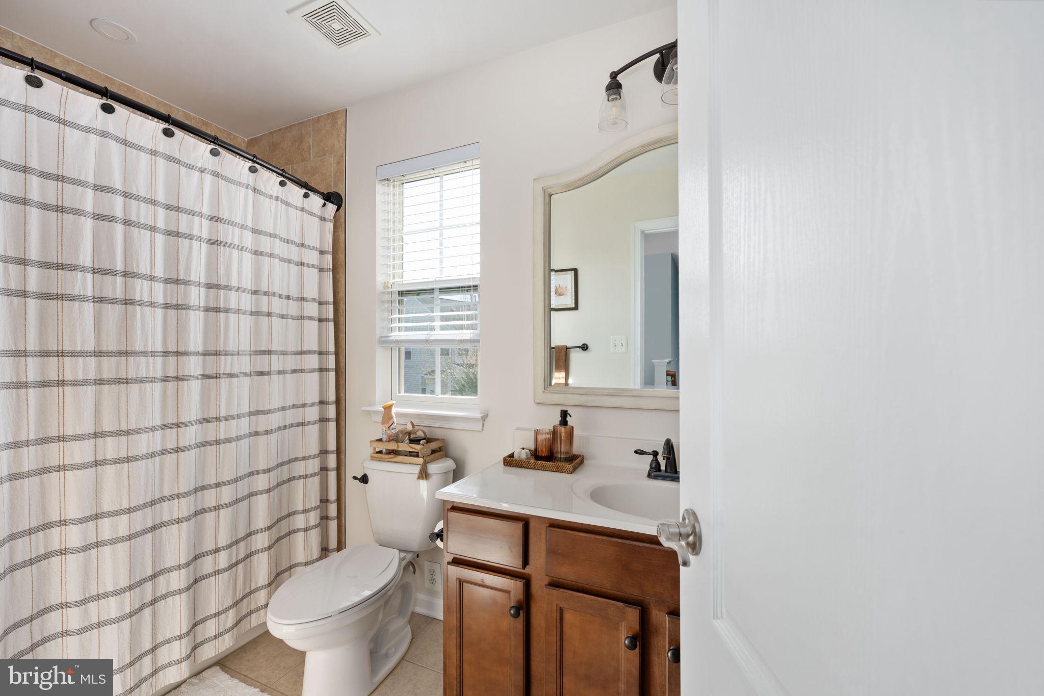 STAFFORD LAKES VILLAGE - Residential