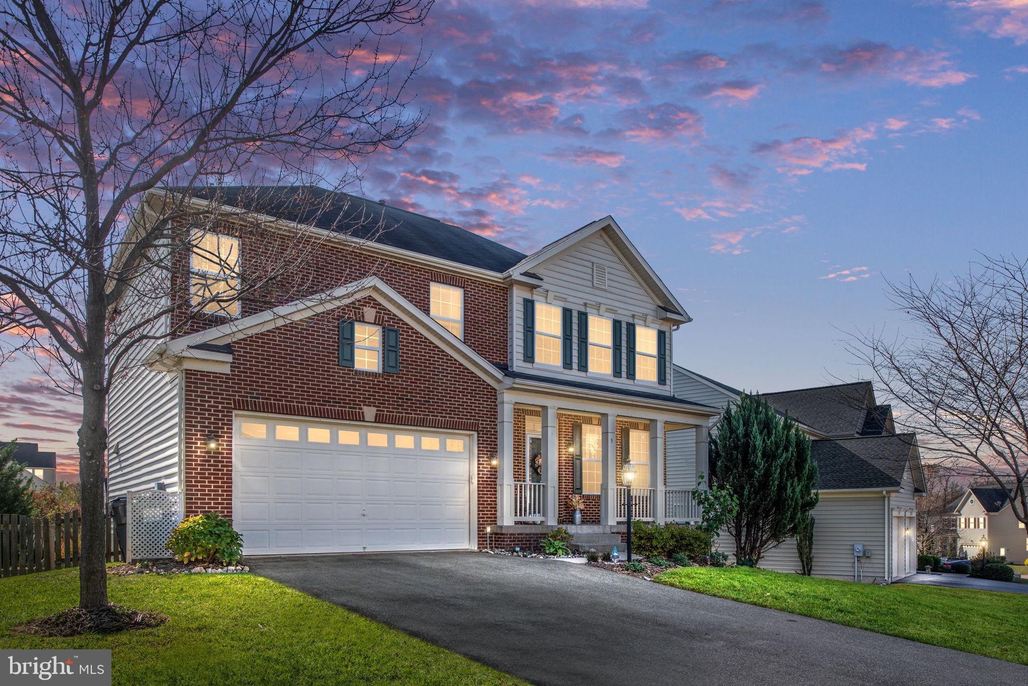 STAFFORD LAKES VILLAGE - Residential