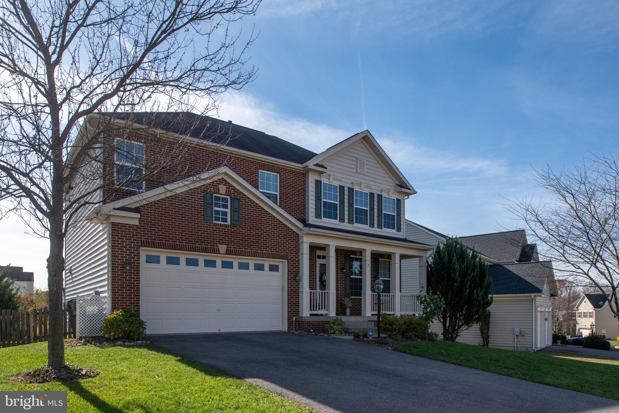 STAFFORD LAKES VILLAGE - Residential