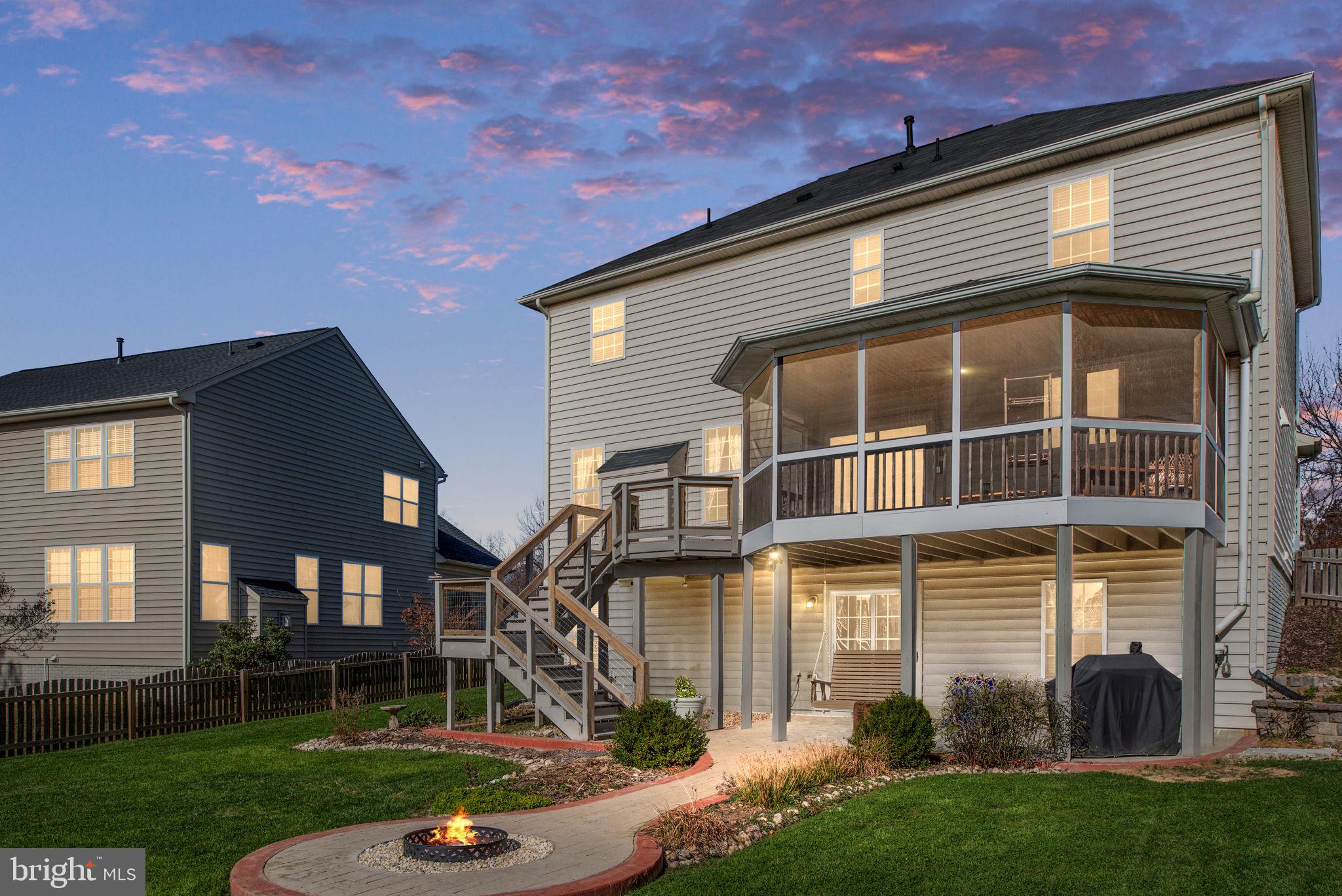 STAFFORD LAKES VILLAGE - Residential