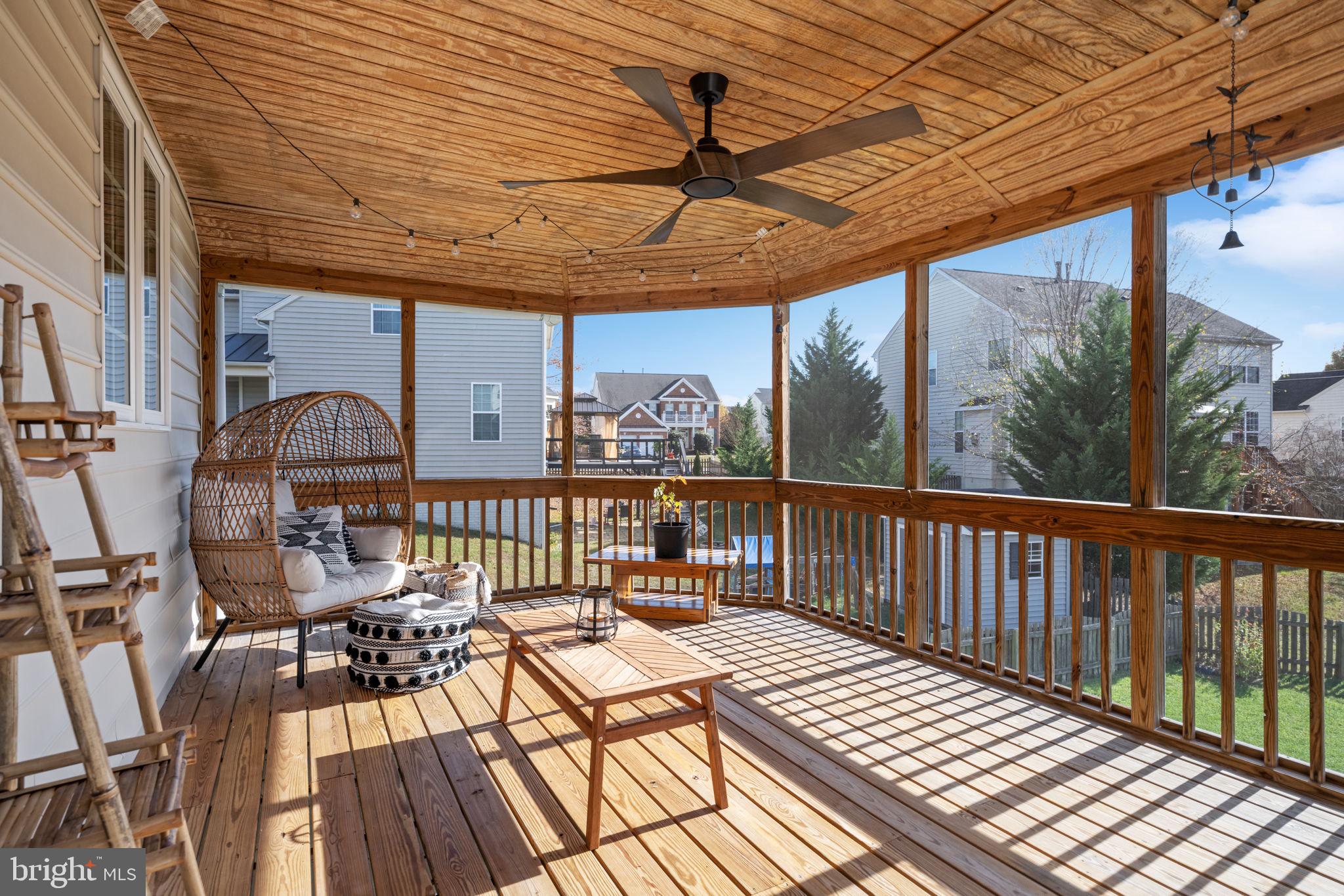 STAFFORD LAKES VILLAGE - Residential