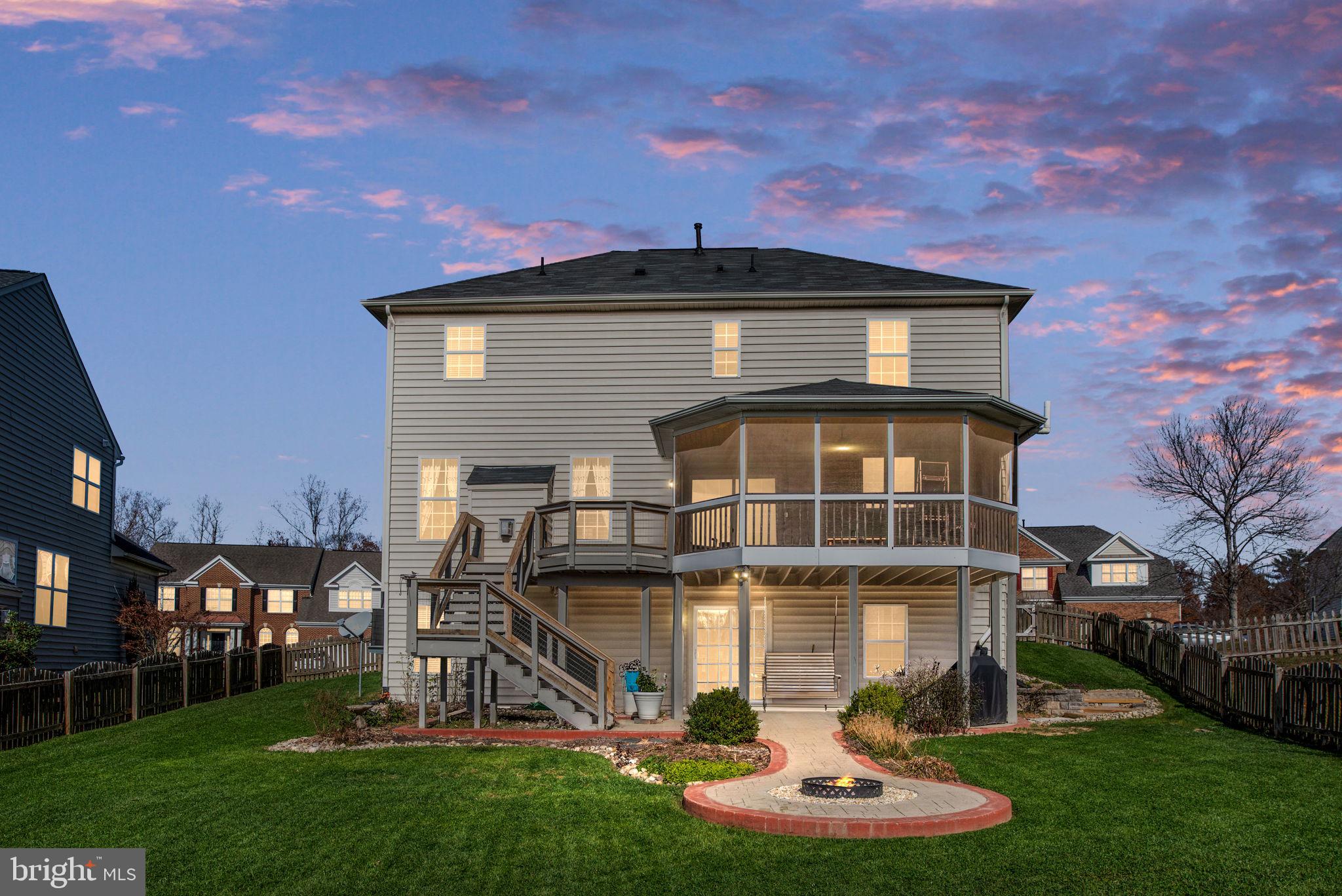 STAFFORD LAKES VILLAGE - Residential