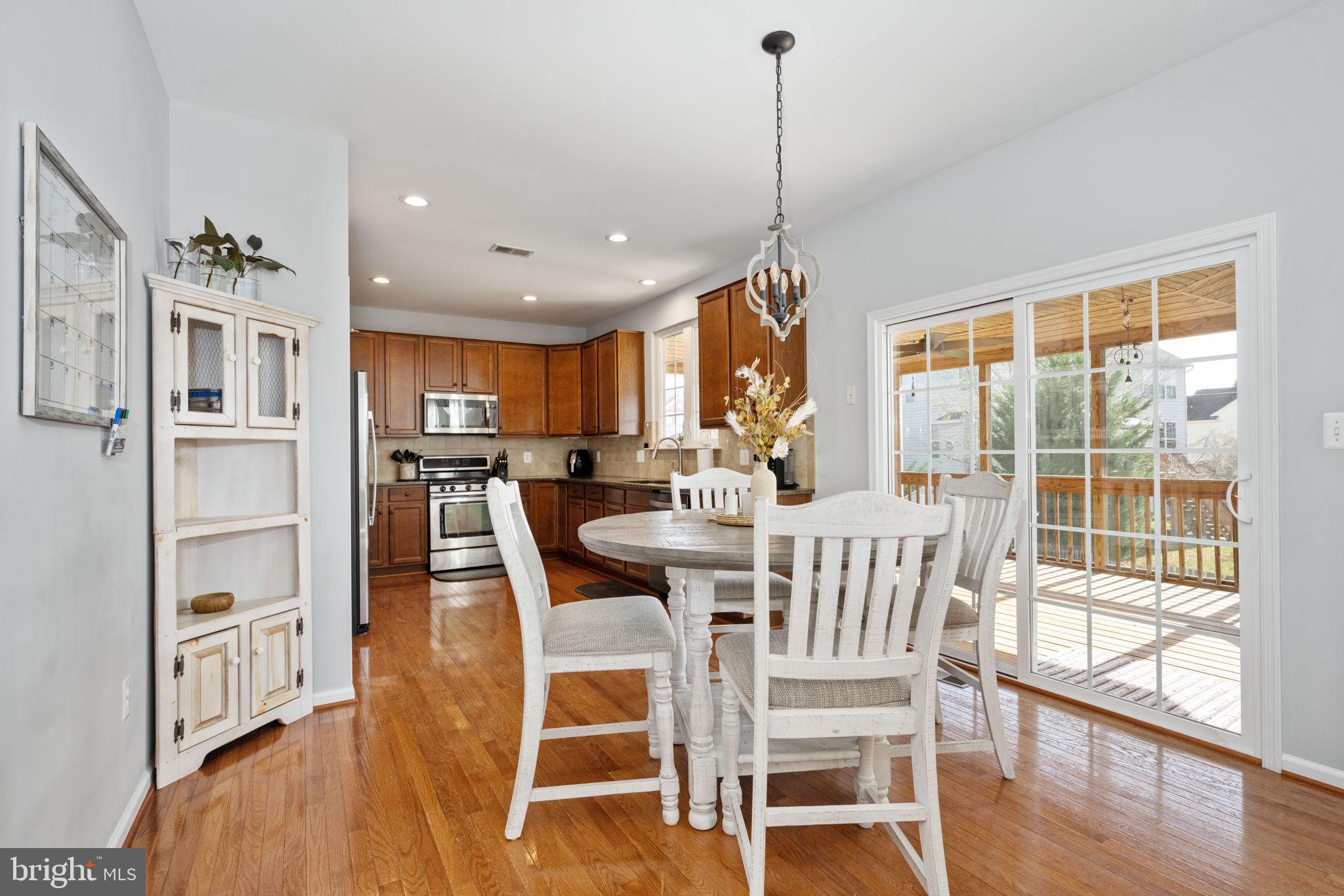 STAFFORD LAKES VILLAGE - Residential