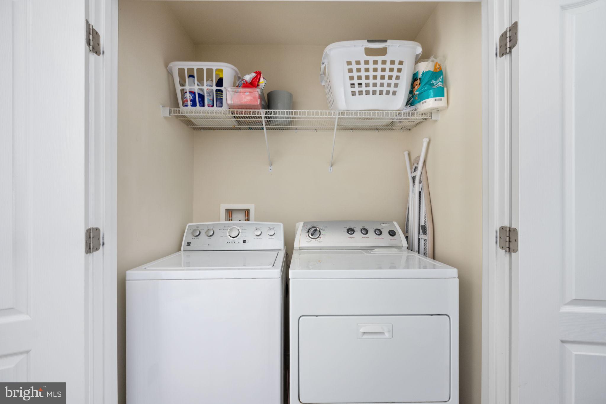 STAFFORD LAKES VILLAGE - Residential