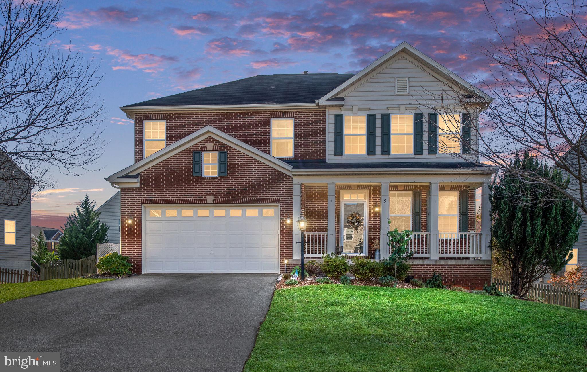 STAFFORD LAKES VILLAGE - Residential