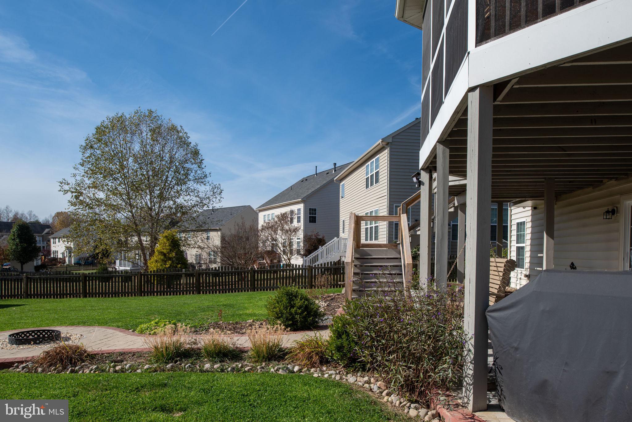 STAFFORD LAKES VILLAGE - Residential